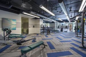 Gimnàs o zona de fitness de PURE SUITES 2 BED DOWNTOWN PHOENIX POOL GYM