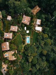 Melheim Resort and Spa内部或周边的泳池