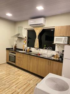 Nhà bếp/bếp nhỏ tại Apartamento entero en Caacupé.