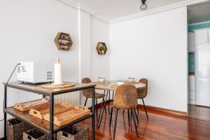 Zdjęcie z galerii obiektu Exclusivo "Gran Bilbao" Suite Deluxe PARKING OPCIONAL w mieście Santurce
