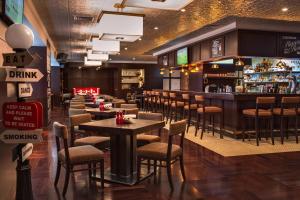 Lounge nebo bar v ubytování City Centre Rotana Doha