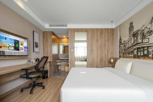 TV o dispositivi per l'intrattenimento presso Atour Hotel (Shanghai International Tourism and Resorts Zone XiuYan Road)