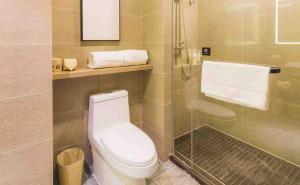Bagno di Atour Hotel (Shanghai International Tourism and Resorts Zone XiuYan Road)