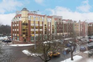 Cozy Apartment with Balcony in Central Gdańsk Długie Ogrody by Noclegi Renters v zime