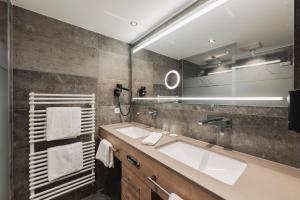Koupelna v ubytování Hotel Piz Buin