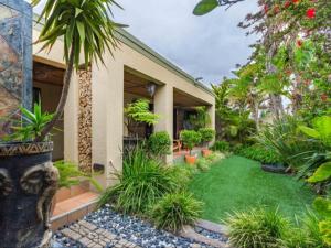 Φωτογραφία από το άλμπουμ του Dai Heka Guest House σε Strand