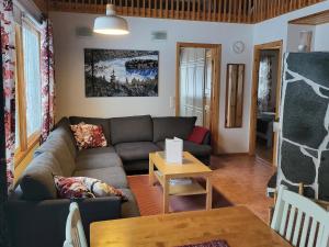 Et opholdsområde på Holiday Home Hilla 2 by Interhome