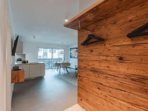 Kuchyňa alebo kuchynka v ubytovaní Apartment Das Georgen- Maiskogel by Interhome