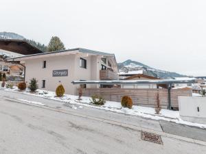 Výhľad na hory alebo výhľad na hory priamo z apartmánu