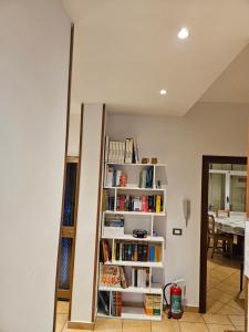 Perpustakaan di rumah percutian