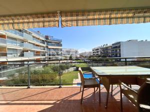 Fotografie z fotogalerie ubytování Apartamento con piscina y parking en edif Las Dunas 154B - INMO22 v destinaci Cambrils