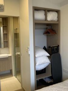 Modern 2-bedroom Apartments with washer in Skypark Laguna Bang Tao