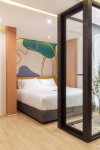 Double B Hostel客房内的一张或多张床位