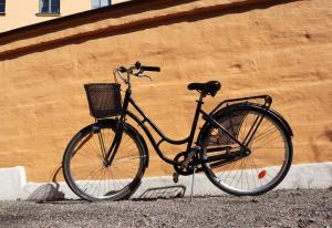 Jazda na bicykli v okolí ubytovania STF Långholmen Hostel