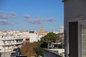 d'un balcon offrant une vue sur la ville. dans l'établissement Salento casevacanza Maria, à Galatina