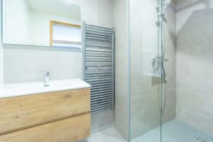 Ένα μπάνιο στο Chalet L'arcelle, Spa privée +16 φωτογραφίες