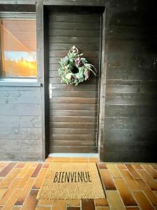 Imagem da galeria de THE ALPINE STUDIO proche du lac Frience, chiens admis, parking privé em Gryon