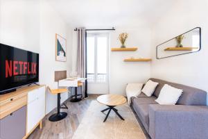 Μια τηλεόραση ή/και κέντρο ψυχαγωγίας στο 2mn Monaco - Hypercentre - Appartement rénové - BI