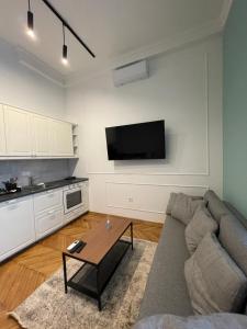 Flower Apartment 1137 Budapest, 38 Radnóti Miklós utca kép - 2