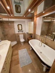 Koupelna v ubytování Fürstliches Appartement in Reith bei Kitzbühel + 8 fotografií