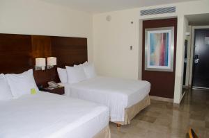 Katil atau katil-katil dalam bilik di Four Points by Sheraton Veracruz