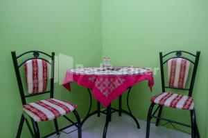 Fotografie z fotogalerie ubytování Wisma Giri Mulyo B near Grojogan Sewu Mitra RedDoorz v destinaci Tawangmangu