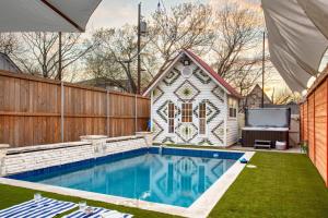 a small swimming pool in a backyard with a house at Ramsey by AvantStay Modern Character Home in Austin w Pool in Austin