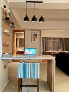 Gallery image of Waterfront Suites Phuket by Centara NEW in Phuket Town +34 photos