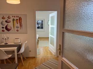 Gambar di galeri bagi Casa Estrella di Duisburg +13 gambar