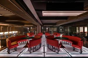 Lemon Tree Hotel, Hisar的休息区
