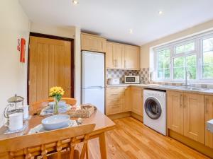 Dapur atau dapur kecil di 1 Bed in Conwy 79357