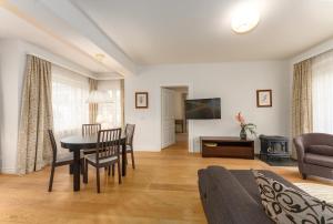 Televízia a/alebo spoločenská miestnosť v ubytovaní Appartement Cinderella by Schladming-Appartements
