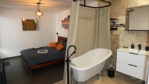 Kylpyhuone majoituspaikassa Domaine Moulin Blanc - Gwenn Ha Du