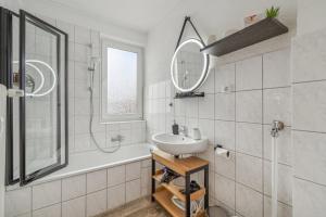 Ένα μπάνιο στο Amalfi A02 - 2 Zi für 4P - Balkon, smart TV, Boxspringbett +12 φωτογραφίες