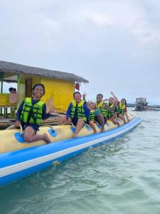 Hosté ubytování RICHVILLE LITTLE BORACAY GUEST HOUSE + 37 fotografií