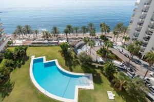 Bazén v ubytovaní Imperator Sea Views Apartments alebo v jeho blízkosti