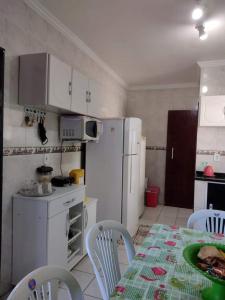 Dapur atau dapur kecil di Casa Arraial do Cabo