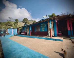 Piscina di Hom's Homestay & Farmstay Sarangkot Pokhara o nelle vicinanze
