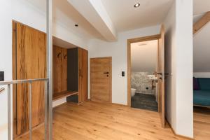 A bathroom at Villa Waluliso by Schladming-Appartements