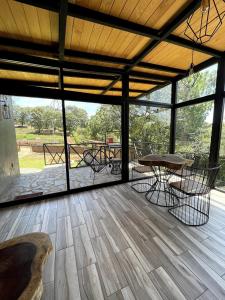 Balkón nebo terasa v ubytování Cabaña Buganvilia, Tapalpa