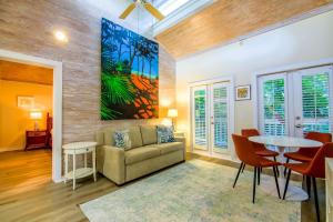 Χώρος καθιστικού στο Ambrosia Key West