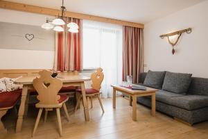 Posedenie v ubytovaní Apart Tyrol inkl der SUPER SOMMER CARD im SOMMER 2025