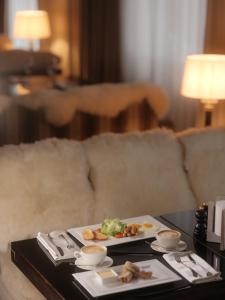 Jídlo v rezortu nebo okolí + 26 fotografií