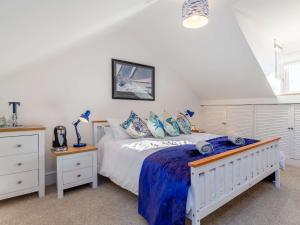 Llit o llits en una habitació de 3 Bed in Brixham 80655