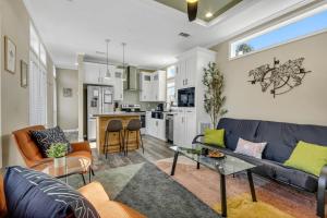 Η κουζίνα ή μικρή κουζίνα στο Petite Retreat by Green Mountain - Cozy Byrd Nest