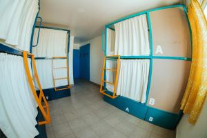 Cama ou camas em um quarto em Viajero San Andres Hostel