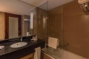 Vannituba majutusasutuses Radisson Blu Hotel, Cairo Heliopolis