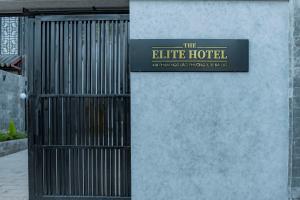 Majutusasutuses THE ELITE HOTEL olev sertifikaat, autasu, silt või muu dokument