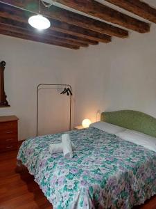 Cama o camas de una habitación en La Bella Venezia - ENTIRE PRIVATE APARTMENT