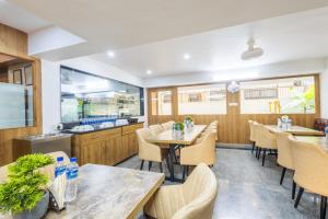 Fotografie z fotogalerie ubytování Hotel Krish - Near Medanta and Fortis Hospital Gurugram v destinaci Gurgáon